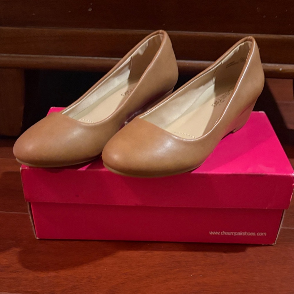 Classic Women's Tan Leatherette Wedge Pump